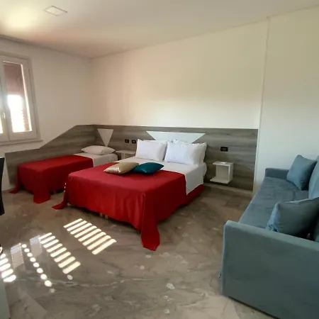 Oasi Nel Deserto Кустоначи